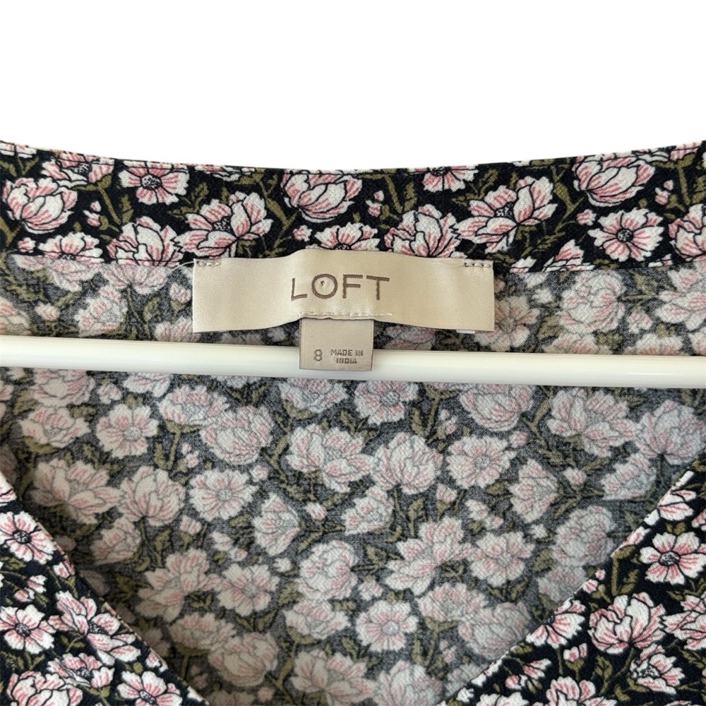 NAME YOUR PRICE • LOFT Black Floral Button Down Top Blouse Tie Sleeves Size 8 - Picture 8 of 9